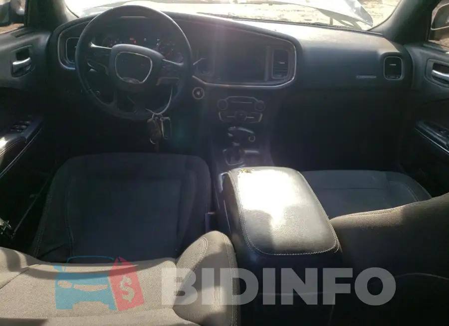 2C3CDXBG4FH880973 Photo# 8