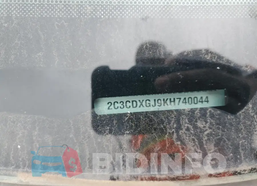 2C3CDXGJ9KH740044 Photo# 13