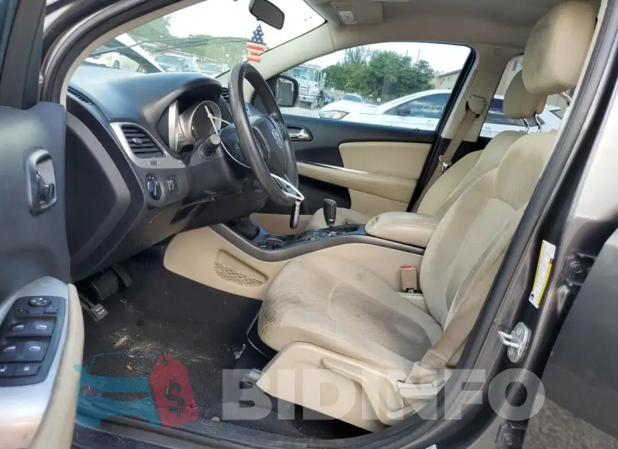 3C4PDCAB7FT756103 Photo# 7