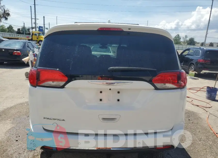 2C4RC1EG0HR727554 Photo# 6