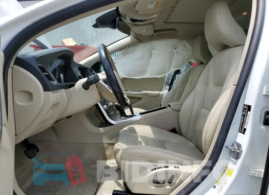 YV140MEK3G1293135 Photo# 7