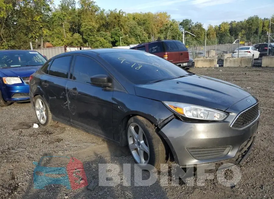 1FADP3E22GL343237 Photo# 4