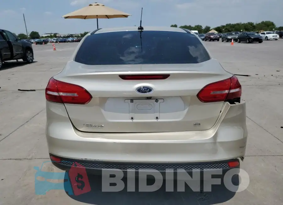1FADP3F26JL311414 Photo# 6