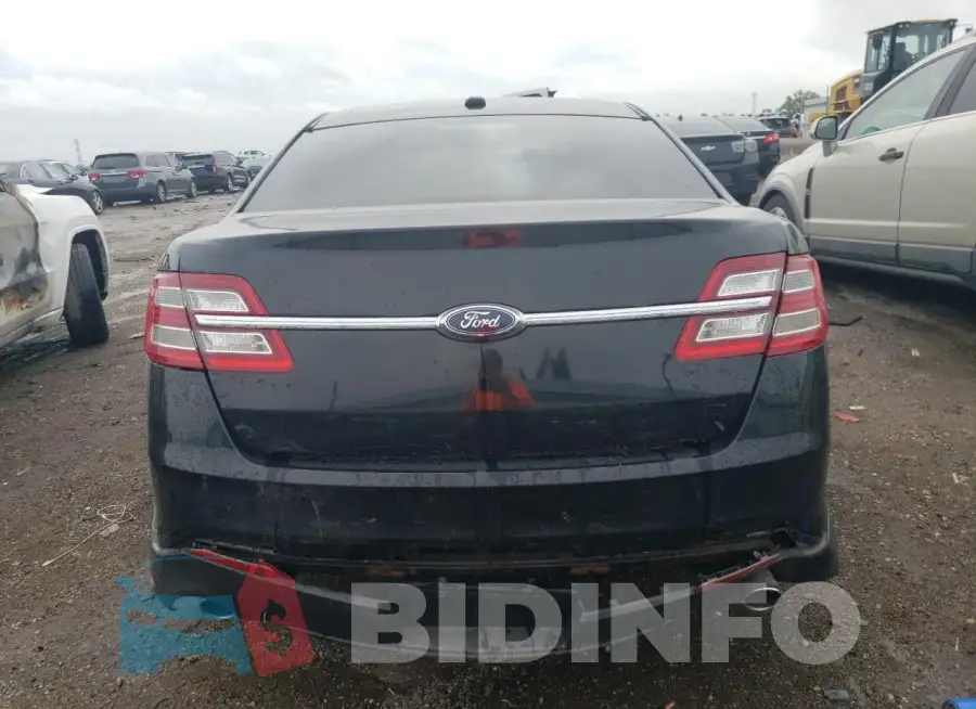 1FAHP2D82JG126711 Photo# 6