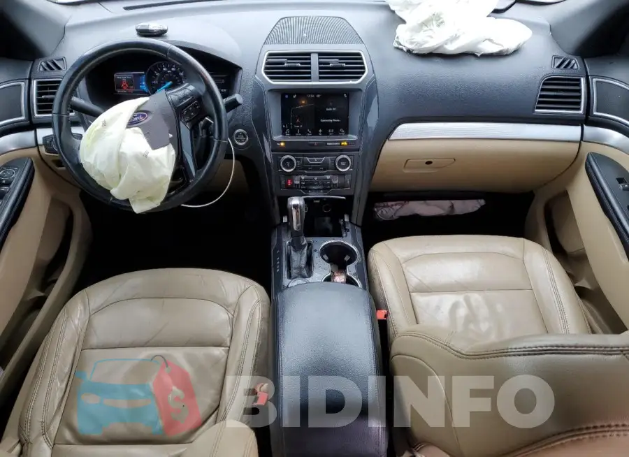 1FM5K8D82HGD18389 Photo# 8
