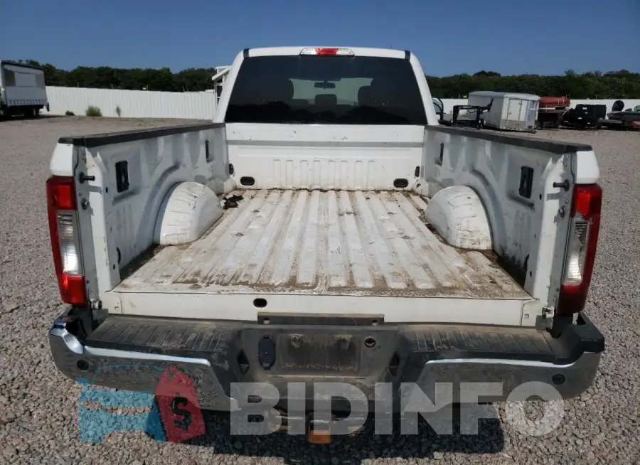 1FT8W3B60KEF97872 Photo# 6