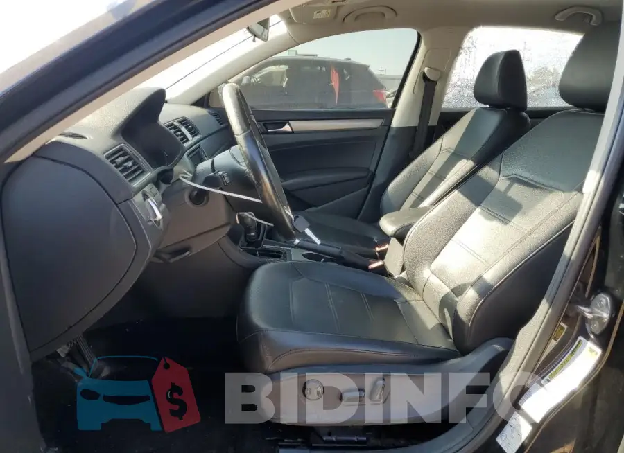 1VWBS7A32FC046244 Photo# 7