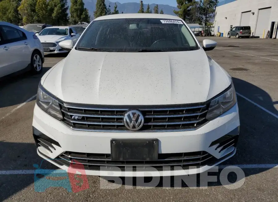 1VWDT7A38HC069228 Photo# 5