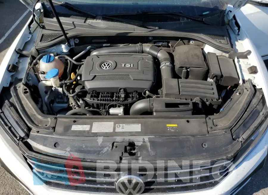 1VWDT7A38HC069228 Photo# 11