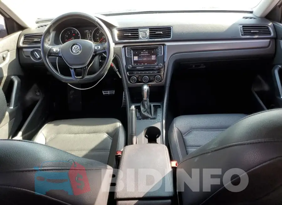 1VWDT7A38HC069228 Photo# 8