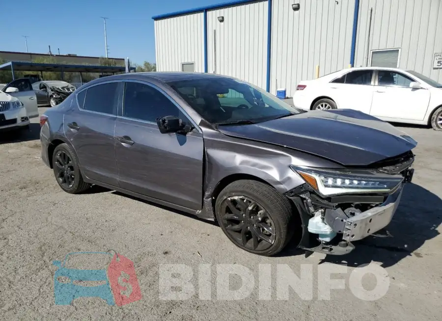 19UDE2F31MA000137 Photo# 4