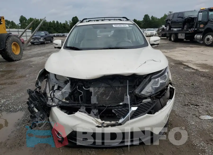 JN1BJ1CP7HW018818 Photo# 5