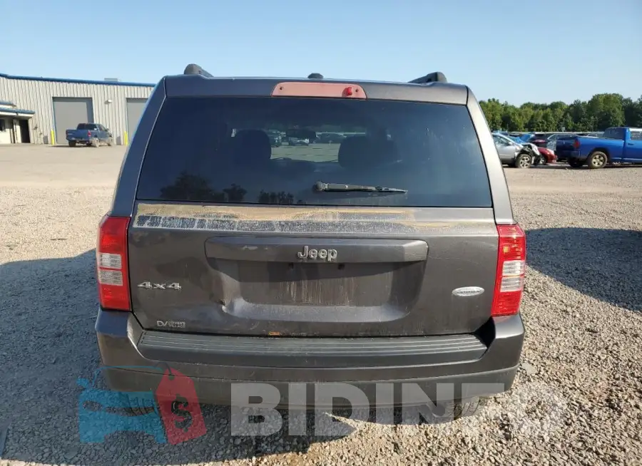 1C4NJRFB3GD654266 Photo# 6