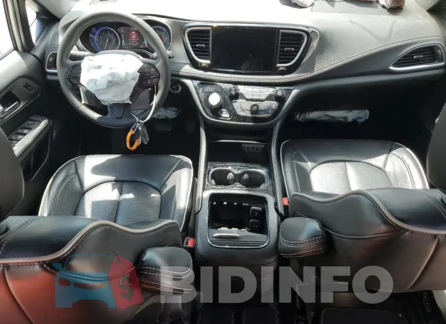 2C4RC1GG3NR157333 Photo# 8