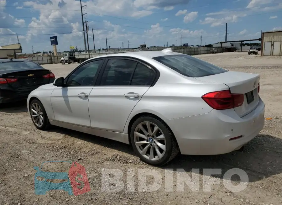 WBA8E1G52GNT99130 Photo# 2