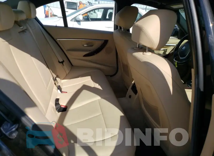WBA8E3G56GNU38751 Photo# 10