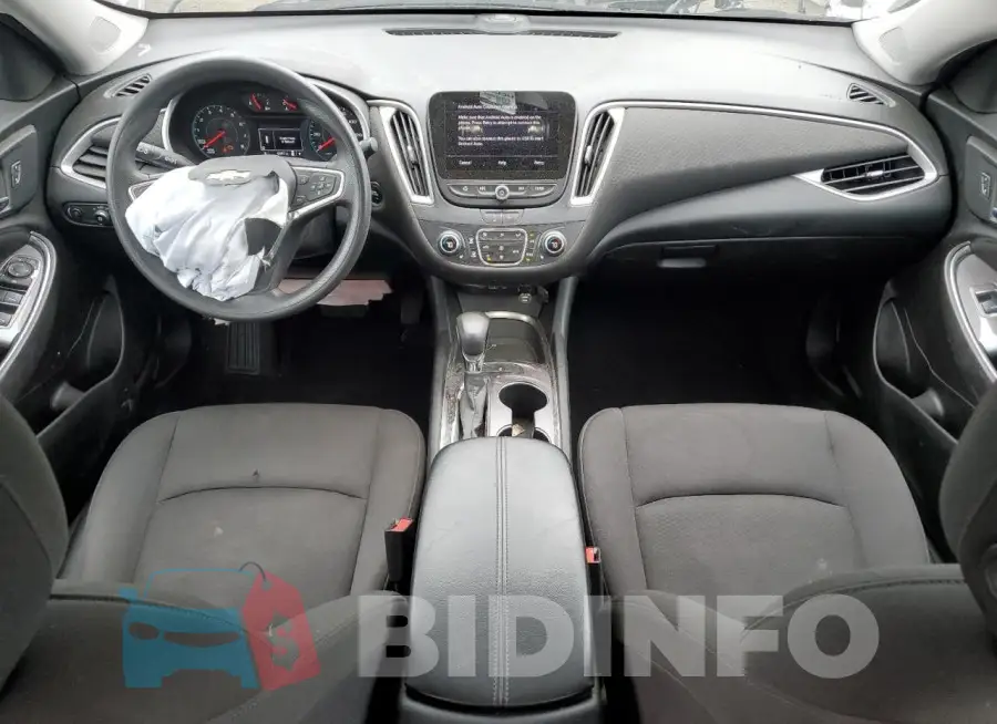 1G1ZD5ST7NF110217 Photo# 8