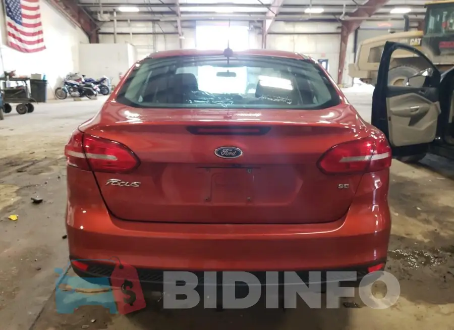 1FADP3F2XJL316227 Photo# 6