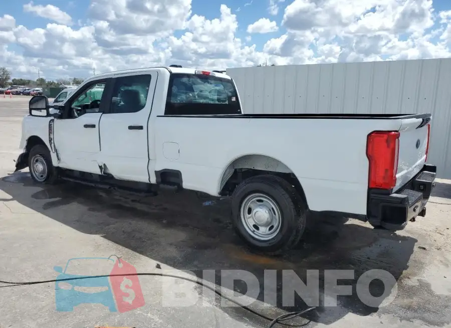 1FT7W2AA2RED06780 Photo# 2