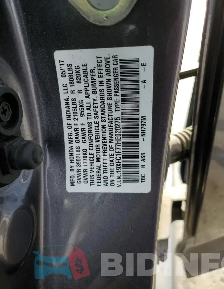 19XFC1F77HE020275 Photo# 12