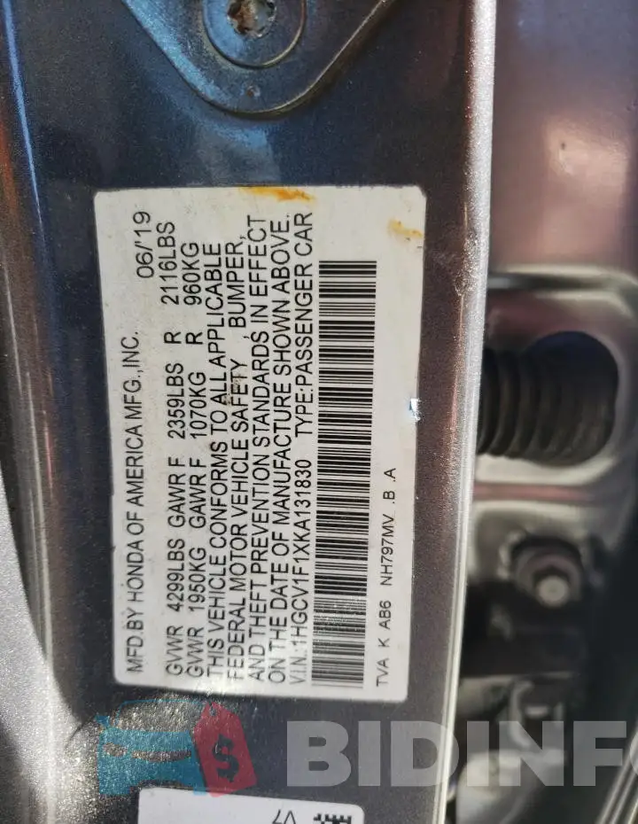 1HGCV1F42KA102607 Photo# 12