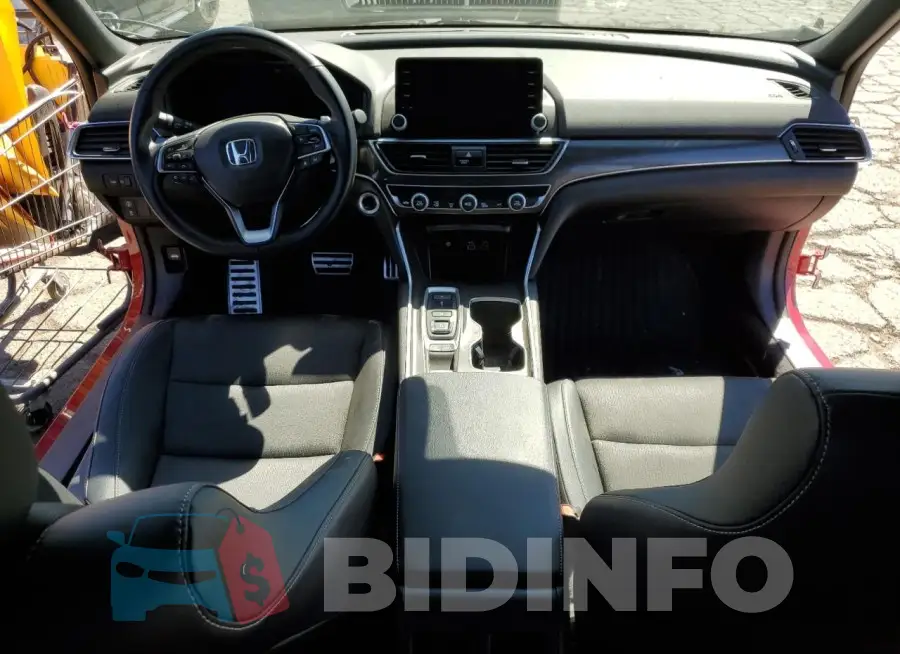 1HGCV2F35MA028857 Photo# 8