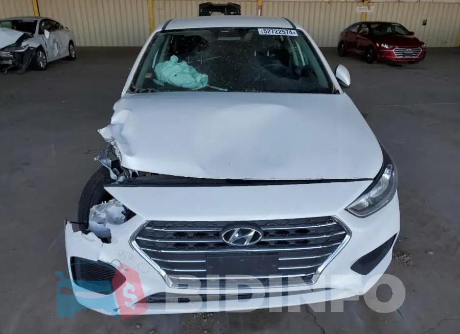 3KPC24A64NE174623 Photo# 5