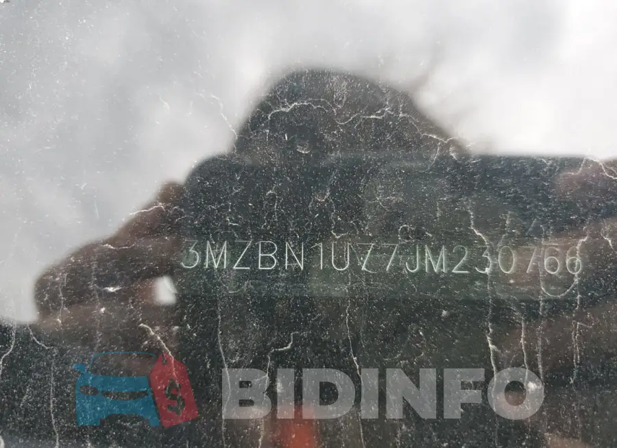 3MZBN1U77JM230766 Photo# 12