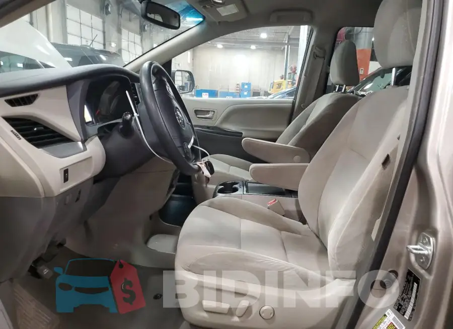 5TDJK3DC2GS140742 Photo# 7
