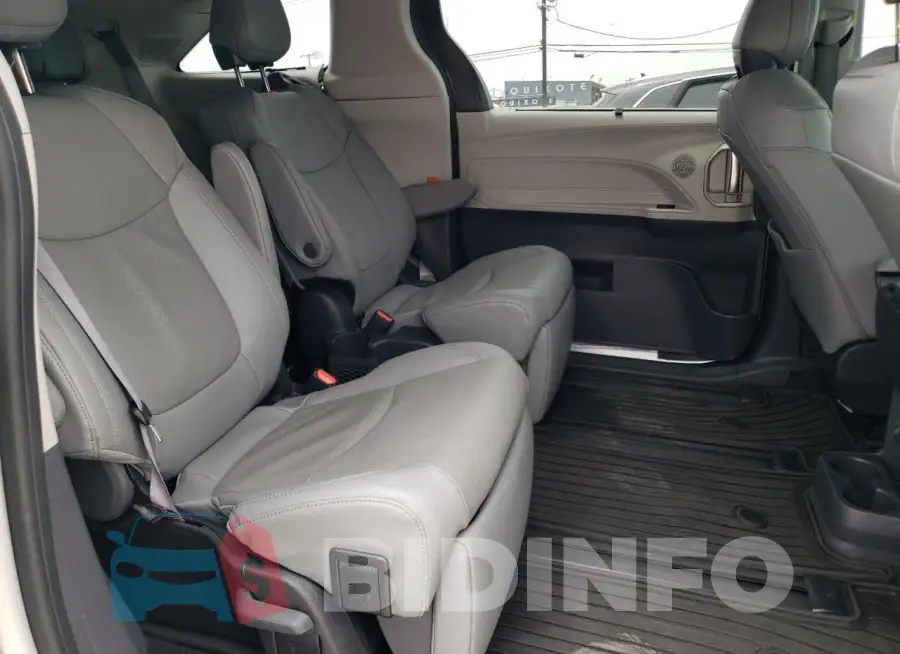 5TDZRKEC3RS181746 Photo# 11