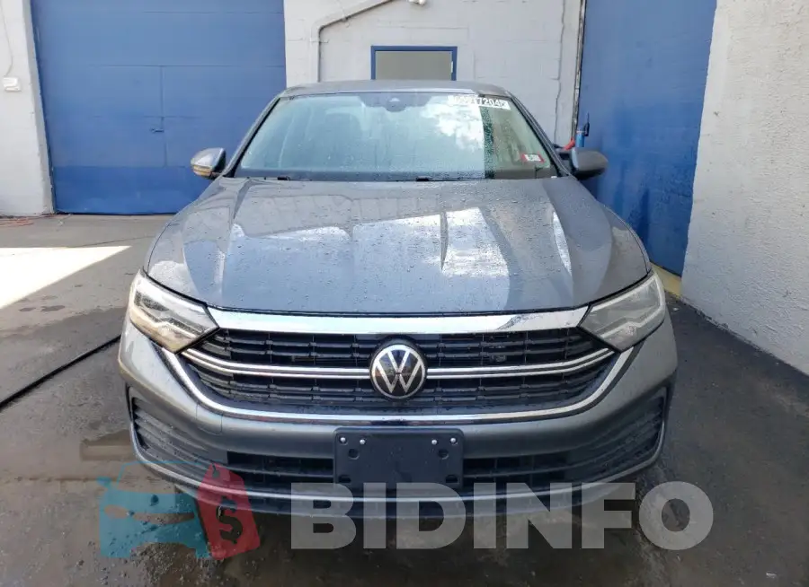 3VW5M7BU2RM050473 Photo# 5