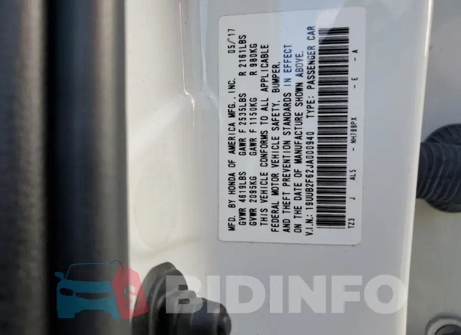 19UUB2F62JA000940 Photo# 12