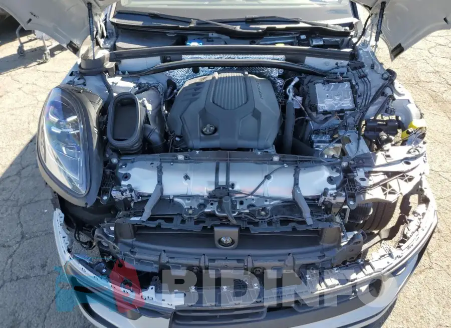 WP1AA2A58RLB13809 Photo# 11