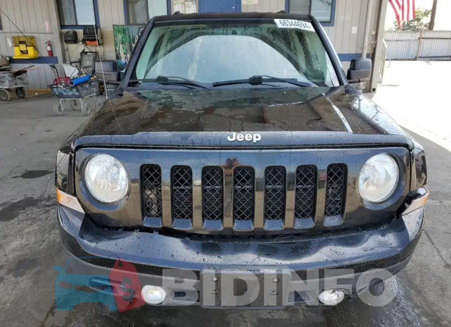 1C4NJPFB6HD184417 Photo# 5