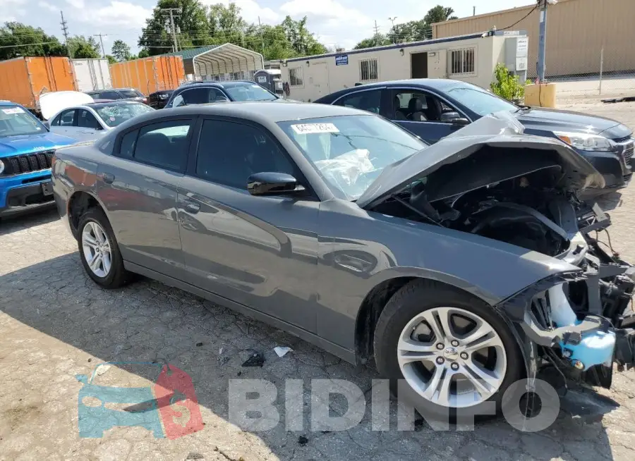2C3CDXBG8PH675058 Photo# 4