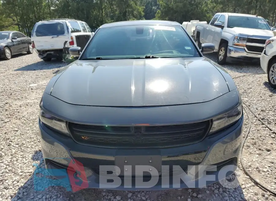 2C3CDXCT1HH525726 Photo# 5