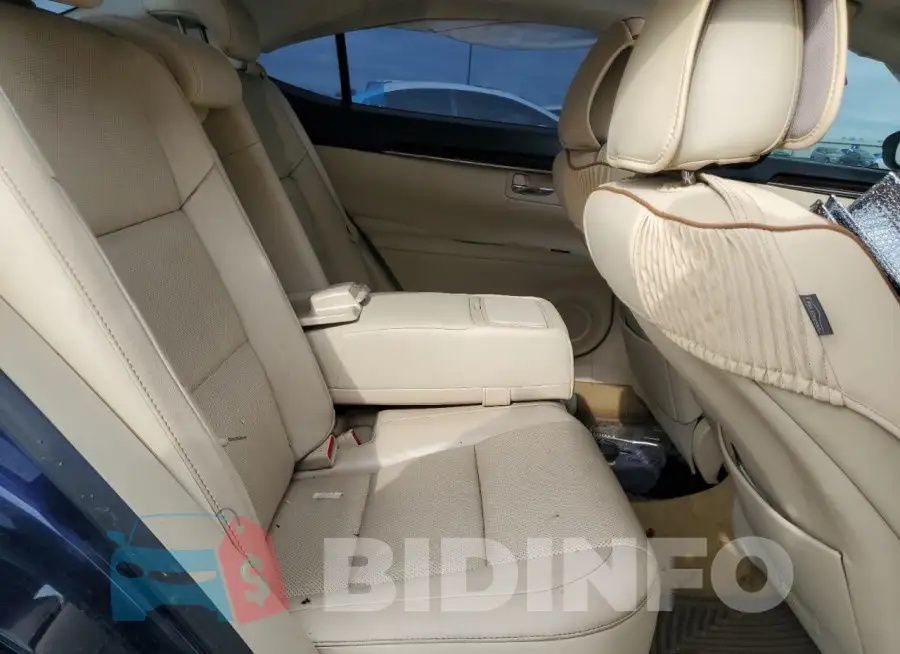 JTHBK1GG8F2161901 Photo# 10