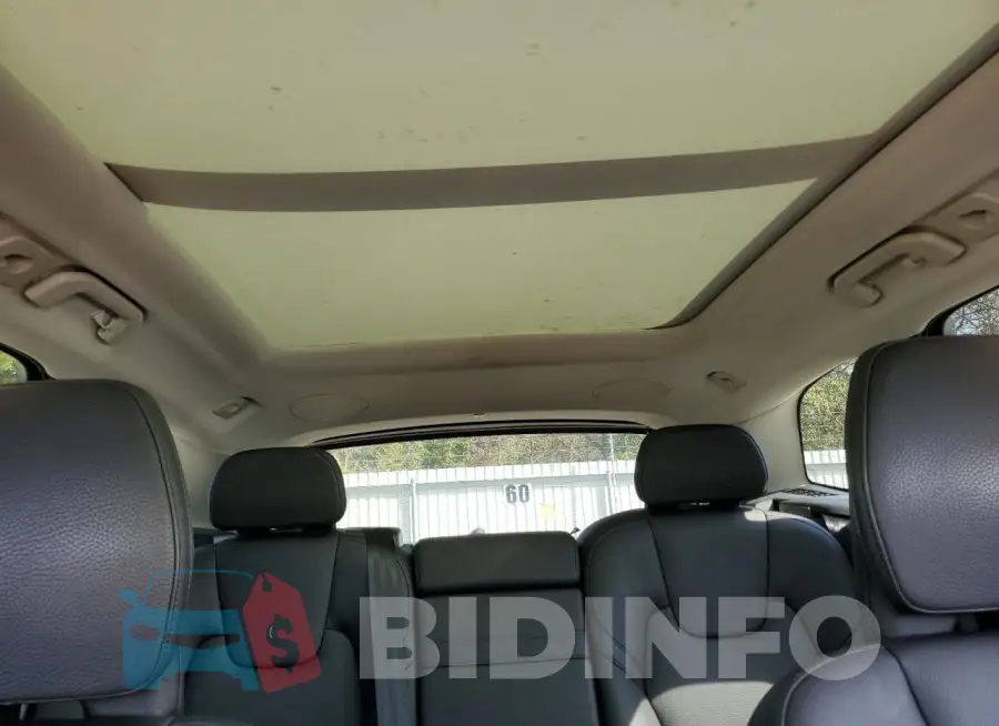 YV4A22RK8L1509294 Photo# 10