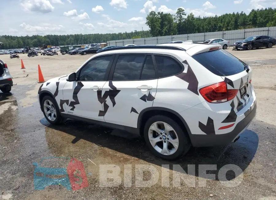 WBAVM1C59FV316321 Photo# 2
