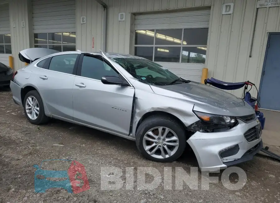 1G1ZD5ST9JF150924 Photo# 4