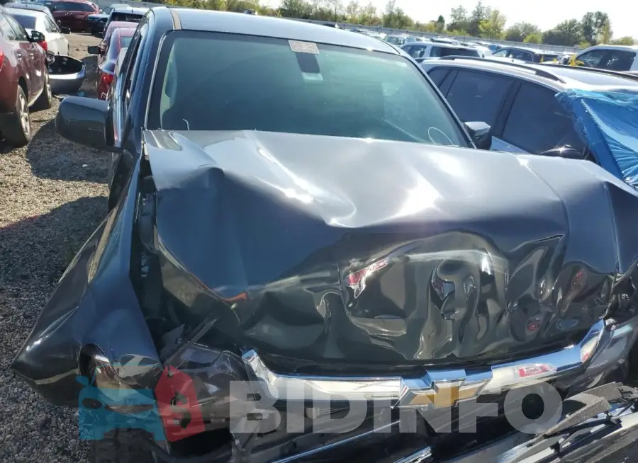 1GCHTCEN5J1158734 Photo# 5