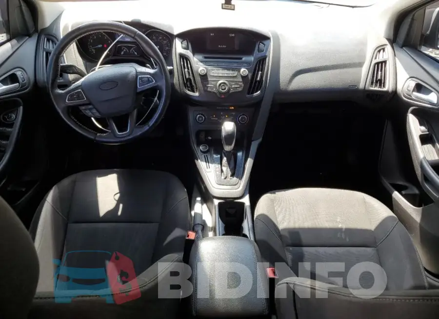 1FADP3F22FL228957 Photo# 8
