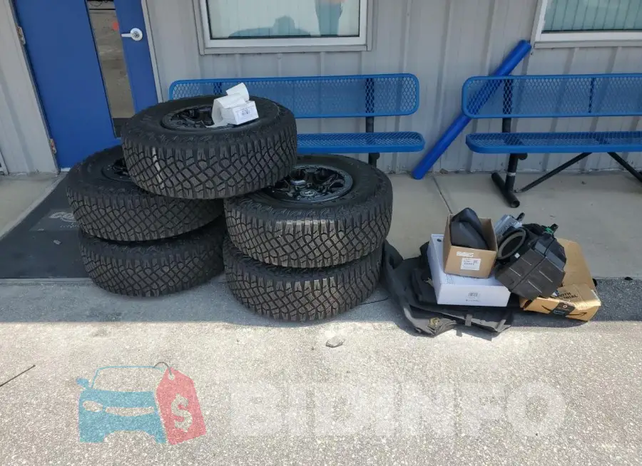 1FMEE5DPXPLC09634 Photo# 13