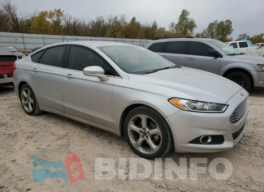 3FA6P0HDXGR239357 Photo# 4