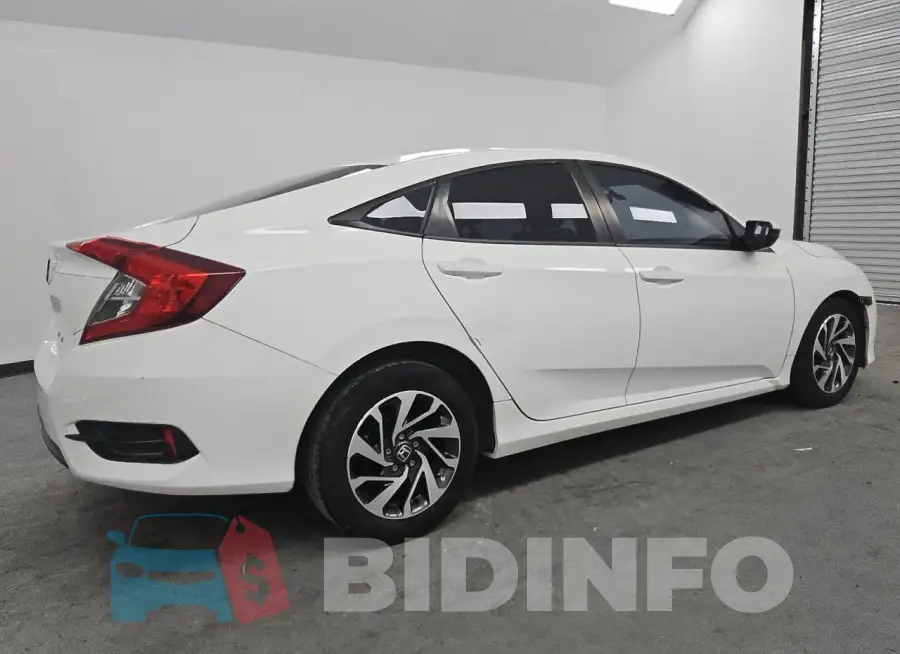 19XFC2F51HE068469 Photo# 3