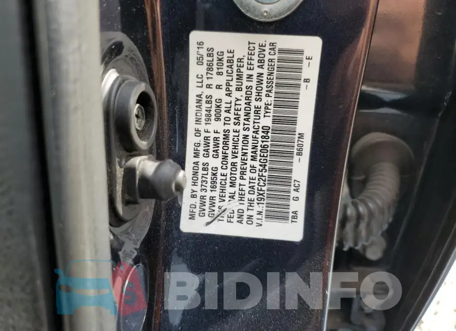 19XFC2F54GE061840 Photo# 12