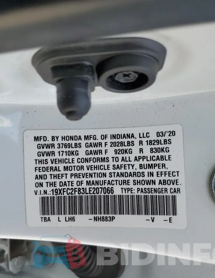 19XFC2F83LE207066 Photo# 12