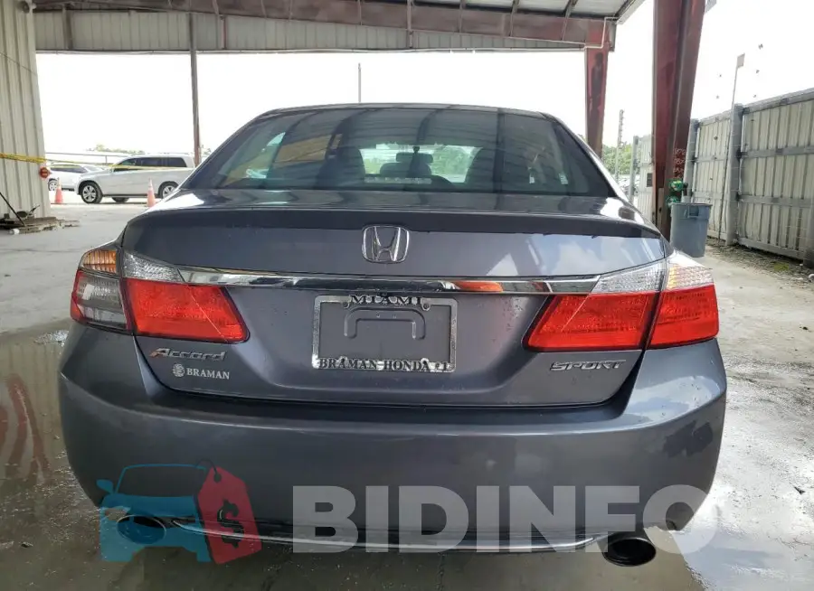 1HGCR2F58FA157894 Photo# 6