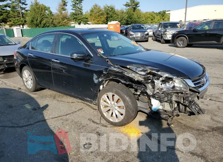 1HGCR2F76FA153912 Photo# 4