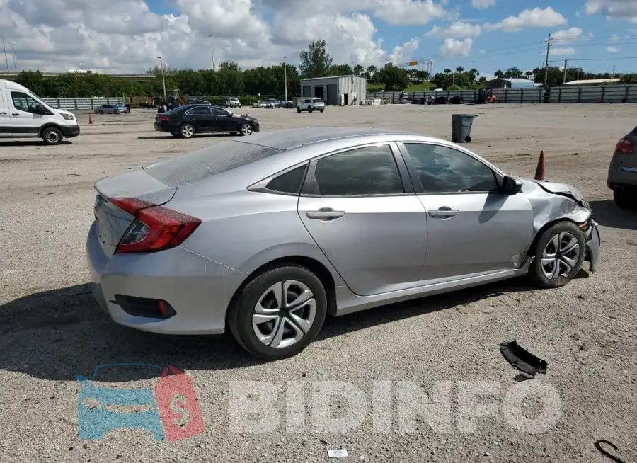 2HGFC2F57HH553754 Photo# 3